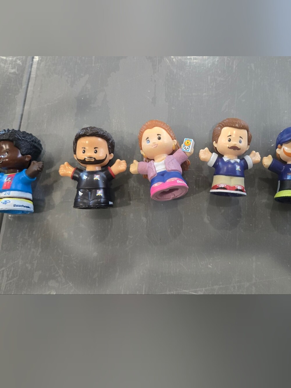 Little People Collector AFC Richmond Figure Set - Multicolor - Picture 9 of 9